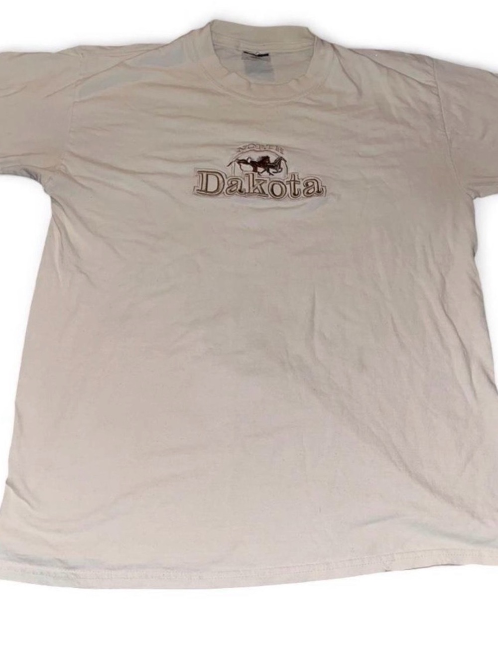 Men’s Vintage Jerzees North Dakota Embroidered White Horse Shirt Size L